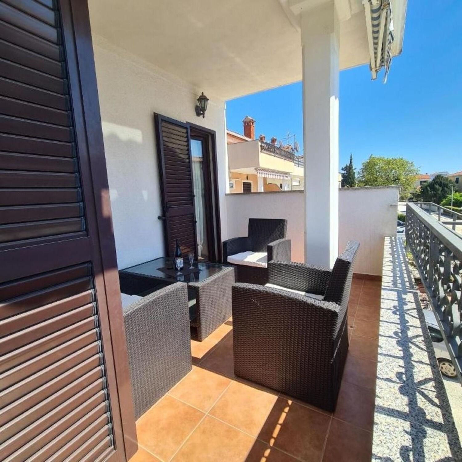 Apartments Berto - 500M To The Beach 로비니 외부 사진